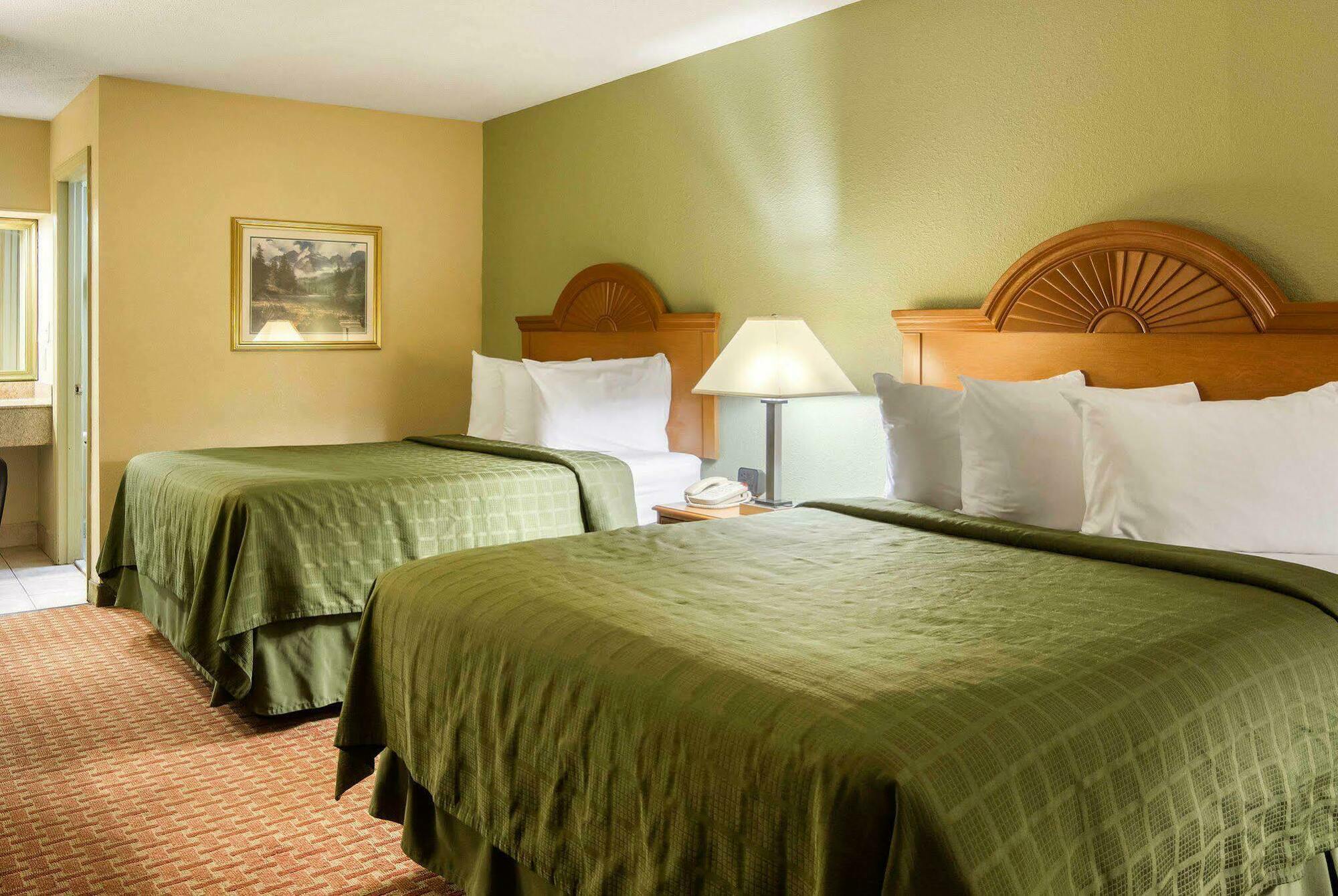 Quality Inn South Hill I-85 Luaran gambar